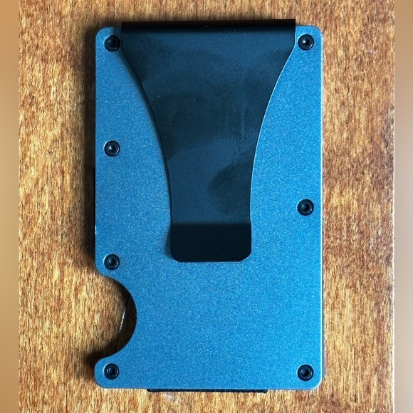 Men’s slim wallet, RFID Blocking - NWT - Picture 7 of 7